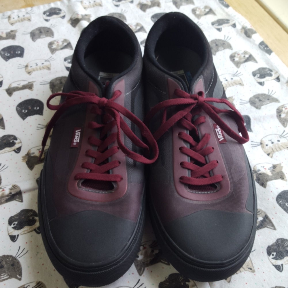 Men's Vans Pro sneakers 10.5